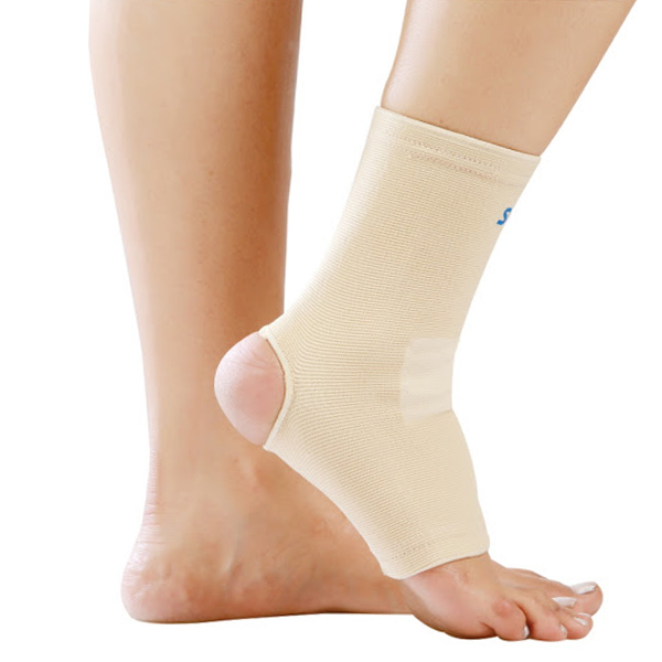 Ankle Support - Dyna Available at Online Family Pharmacy Qatar Doha