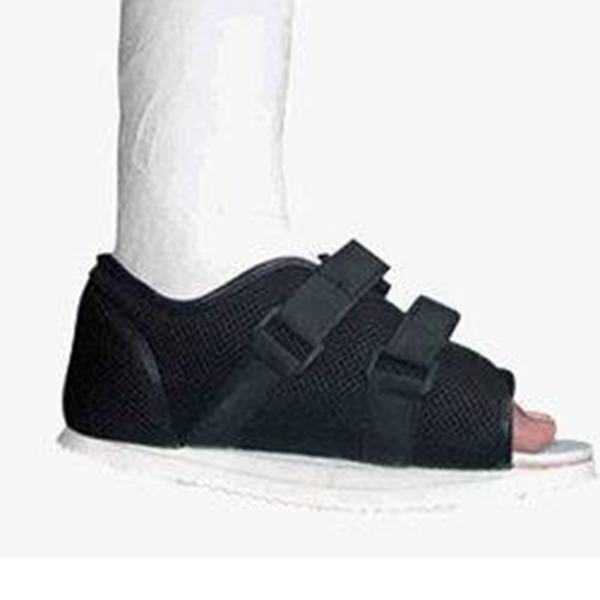 Shoes: Cast Shoes - Dyna Available at Online Family Pharmacy Qatar Doha